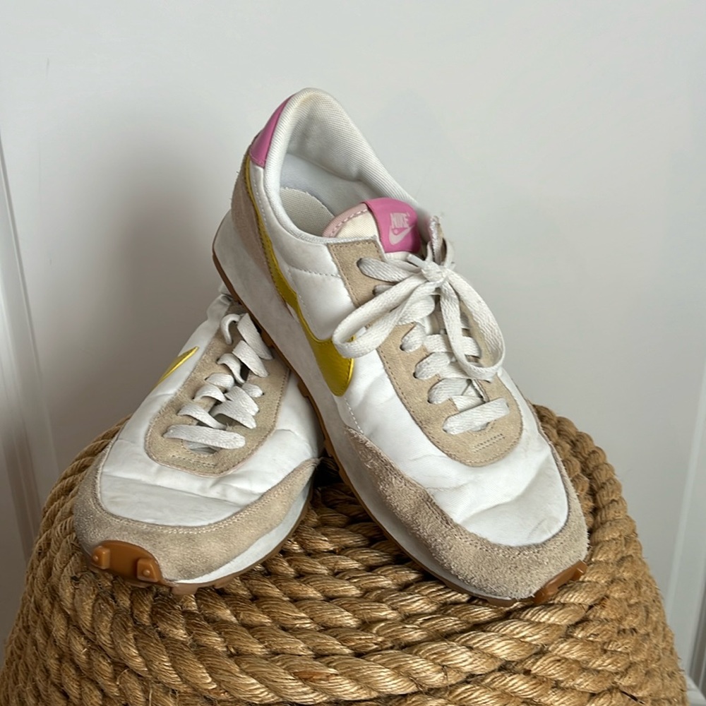 Nike Daybreak Wheat
